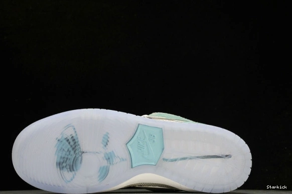  FD2562-400 Dunk Nike  Skateboards April SB Low 0830